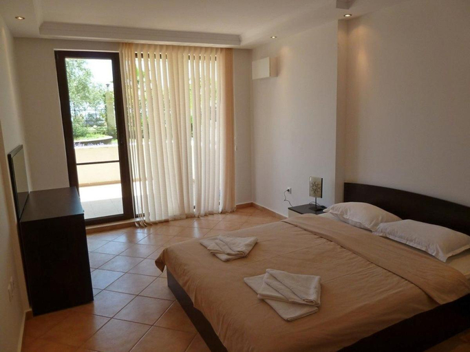 Bedroom 2, Golden Dunes Primorsko Apartments, Primorsko