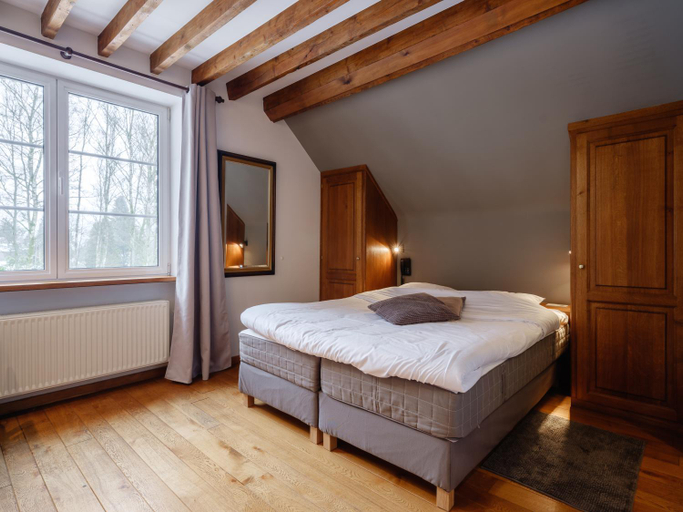 Others 2, Hotel Auberge D'Alle, Namur