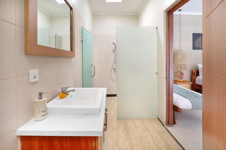 Bathroom 5
