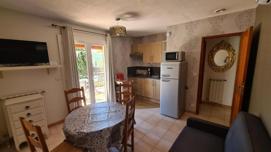 Others 2, GITE Romantic Room, Var