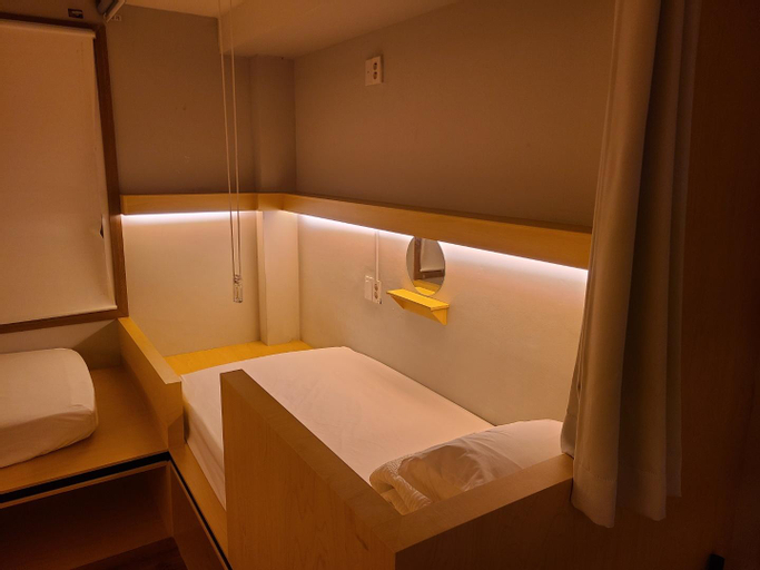 Bedroom 5