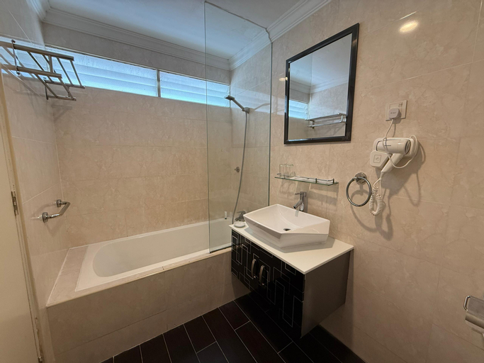 Bathroom 8