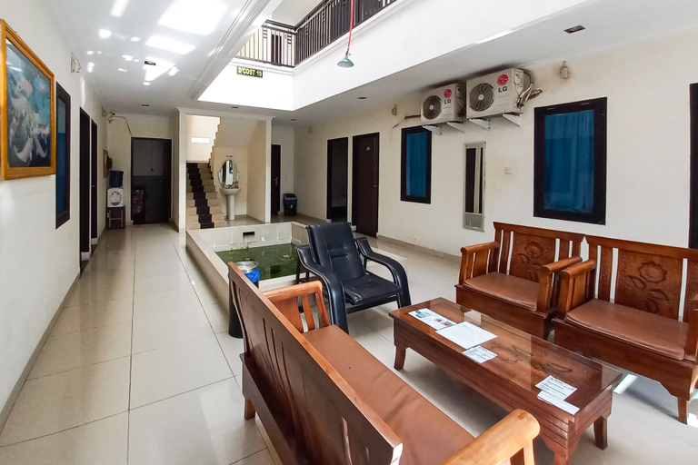 Others 4, D Cost 19 Syariah Mitra RedDoorz, Pekanbaru