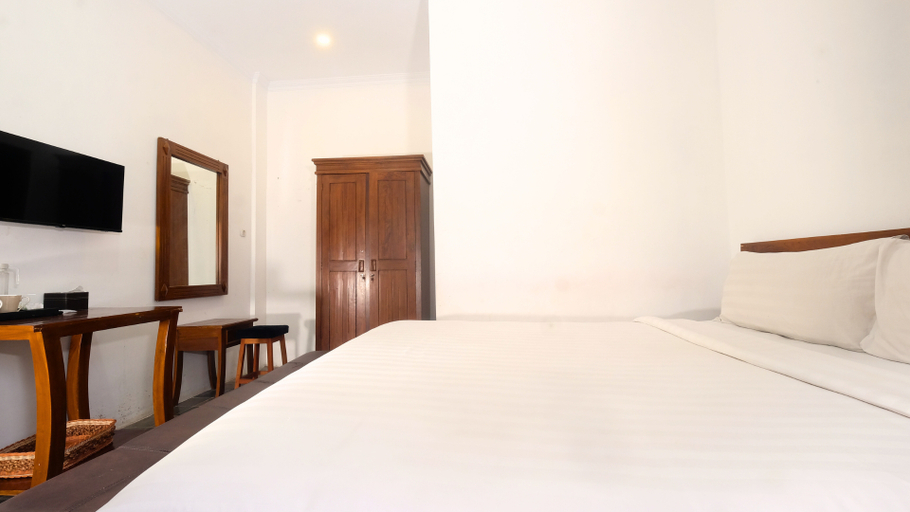 The Mangkoro Hotel by Sinergi - Tap to explore photos