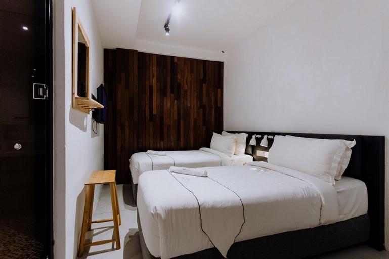 Bedroom 24