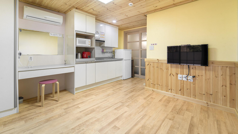 Dining Room 18