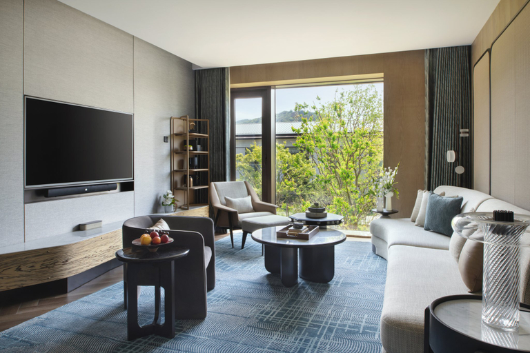 InterContinental Hotels XIANGYANG - Tap to explore photos