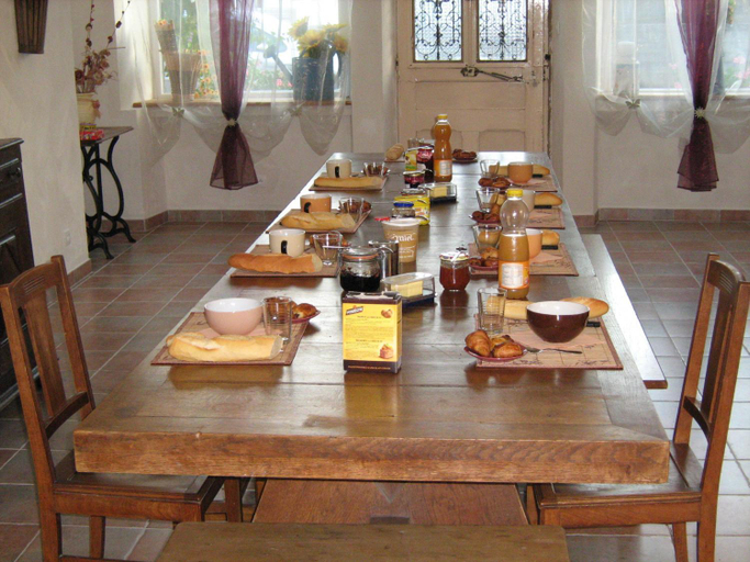 Others 4, Chez Monique, Haute-Marne