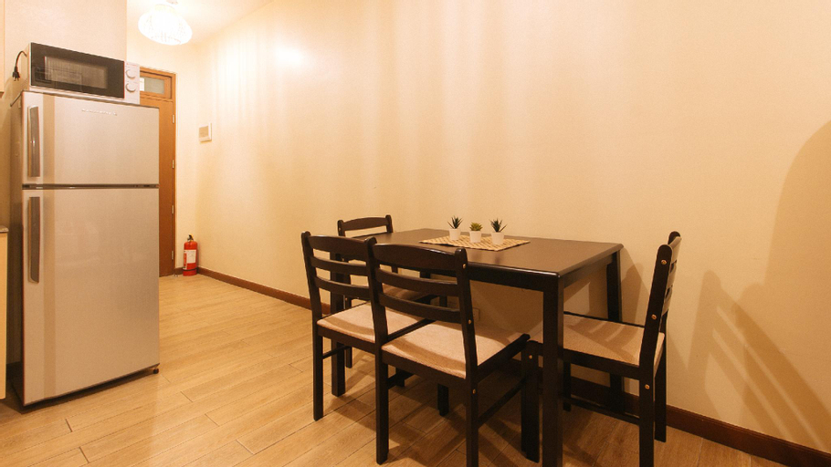 Dining Room 14