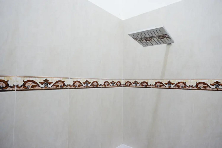 Bathroom 7
