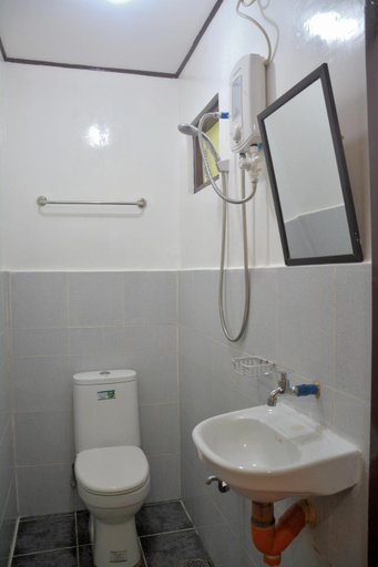 Others 4, Jorge Transient House, Coron