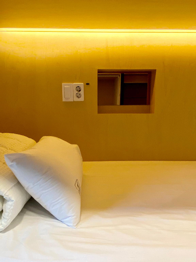 Bedroom 21