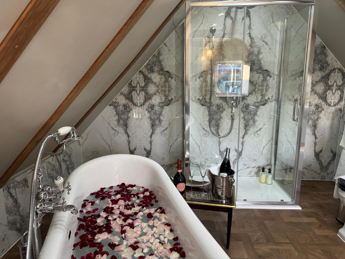 Bathroom 3, Old Town House, Margate, Kent