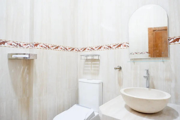 Bathroom 4