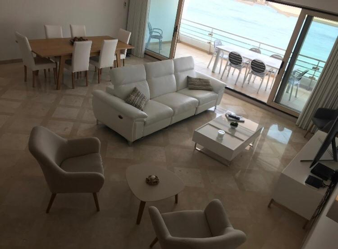Others 5, Praia da California Apartment, Sesimbra