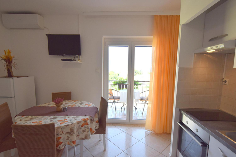 Kitchen 5, Apartments Josipa, Malinska-Dubašnica