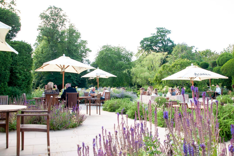 Food & Drinks 4, The Oaksmere, Suffolk