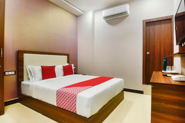 Bedroom, Hotel Blue Sky Residency, Mumbai Suburban