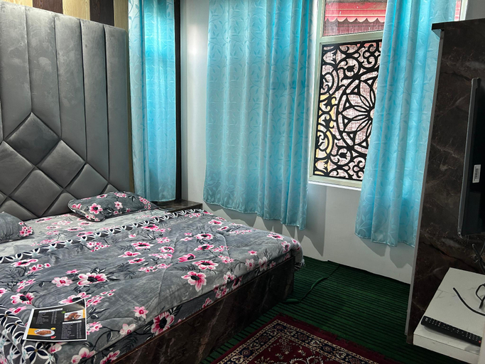 Others, Hotel Resonance Exotic, Srinagar