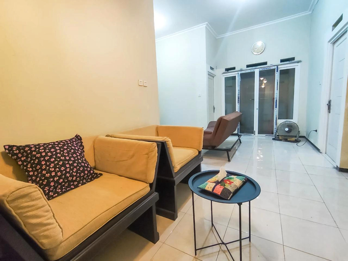 Athreetics 3BR near exit tol Singosari Malang, Malang
