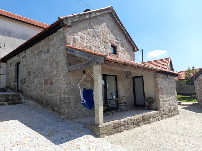 Others 2, Casas do Arrabalde, Amarante