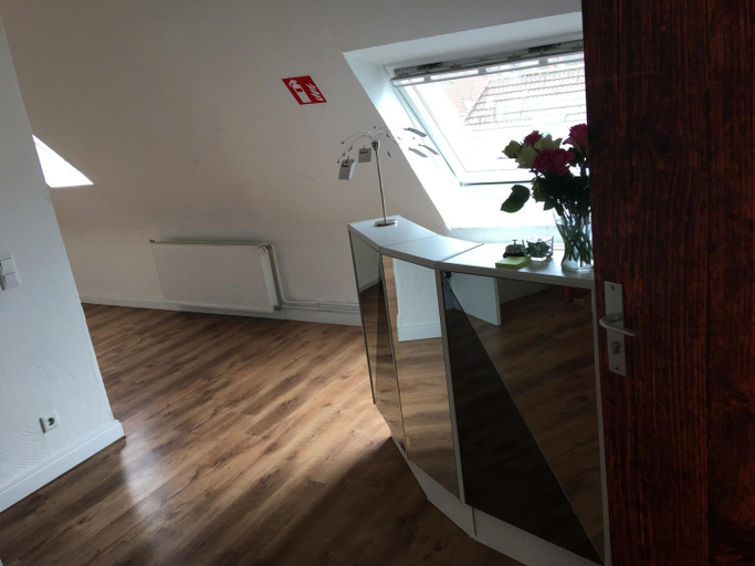 Others 3, Belle Etage by Studiotel, Düsseldorf