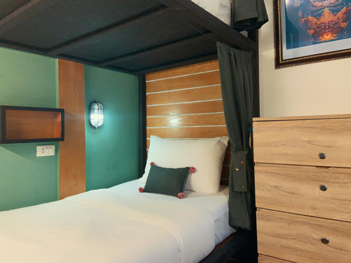 Bedroom 2, My Bunk Hostel, Muang Rayong