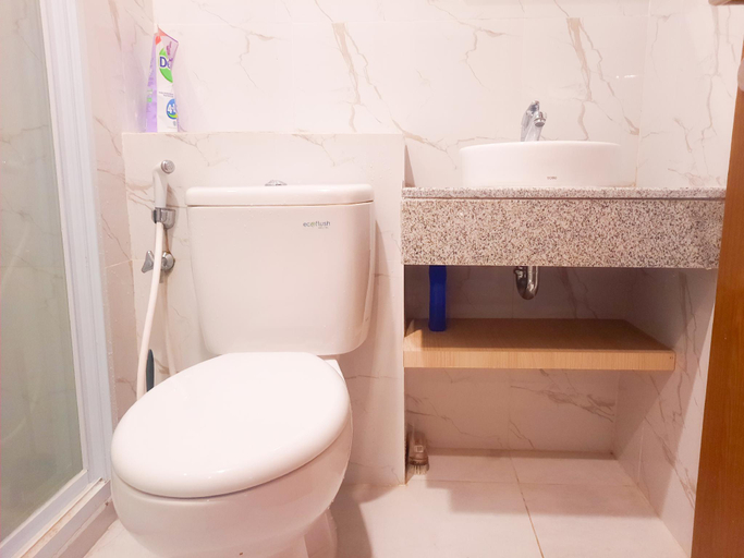 Bathroom 19