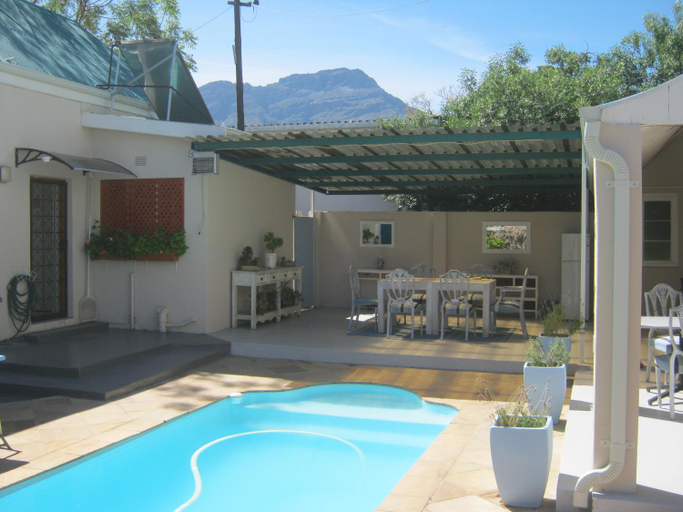 Others 4, Ladismith Manor, Eden
