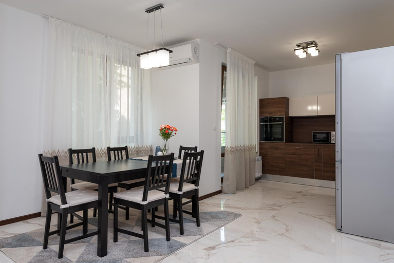 Others 4, Grand Vitosha Apartments, Stolichna