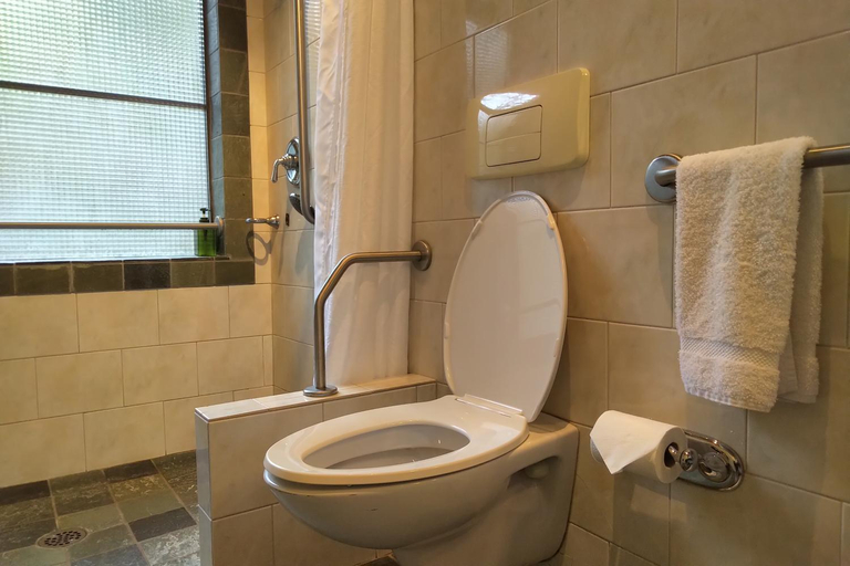 Bathroom 2, Moon Dance Perch, Sunshine Coast