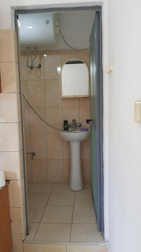 Bathroom 3, Balani, Malësi e Madhe