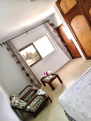 Others 3, Rosalie's Suites, Golfe (incl Lomé)