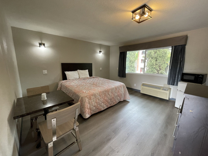 Bedroom 3, Villa Inn Anaheim, Orange