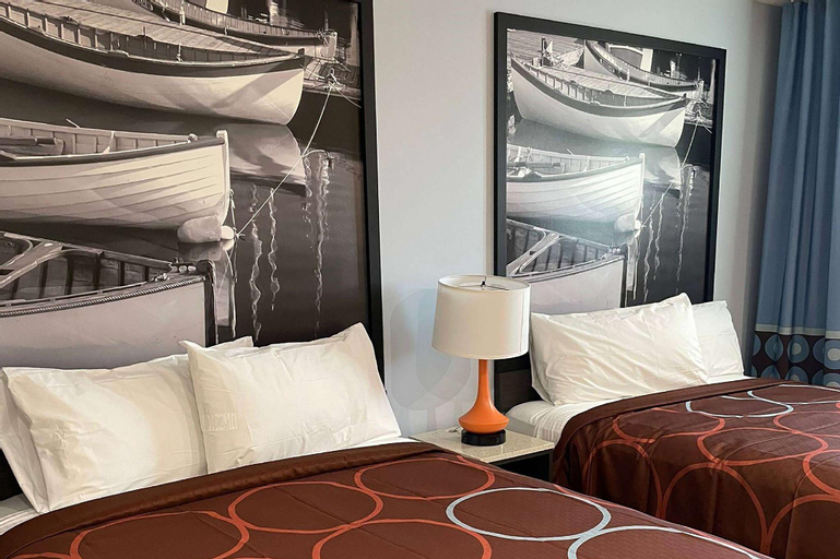 Bedroom 8