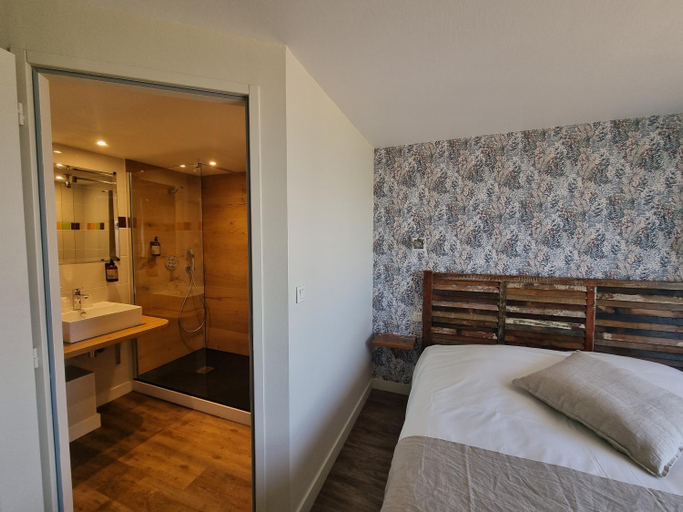 Bedroom 3, Hotel Vauban, Morbihan