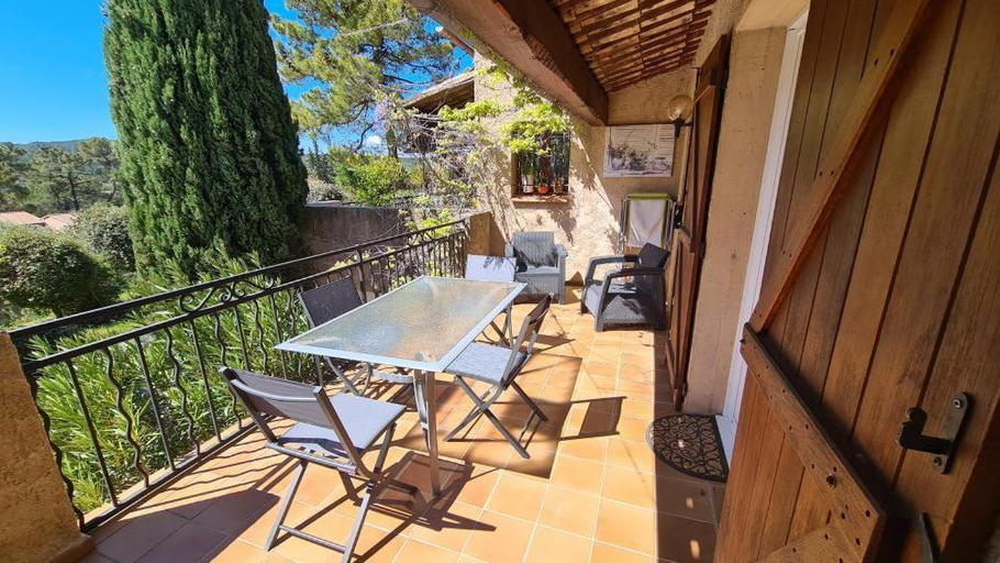 Others 4, GITE Romantic Room, Var