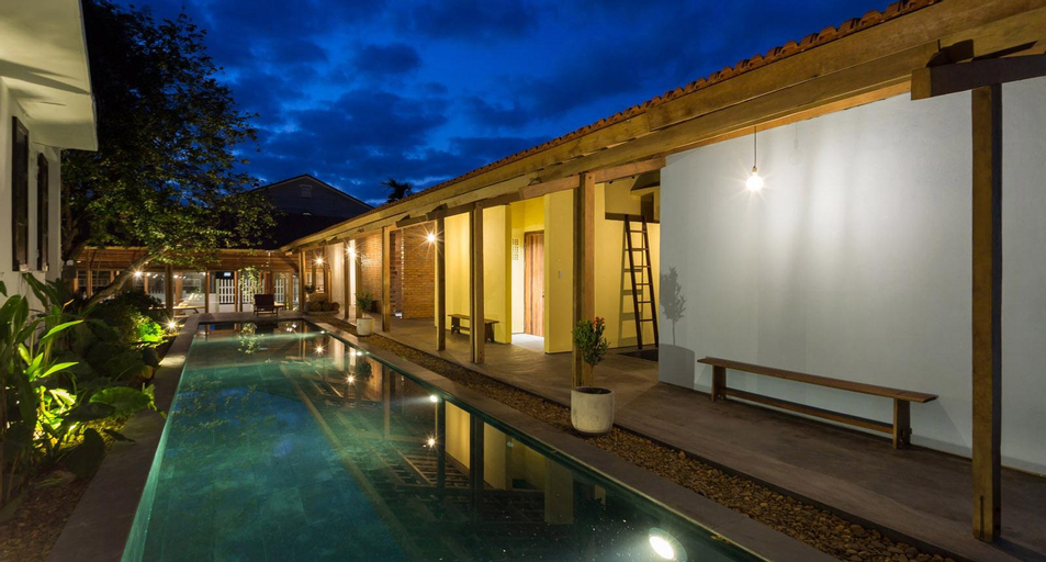 Swimming Pool 8