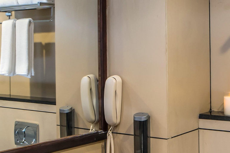 Bathroom 6