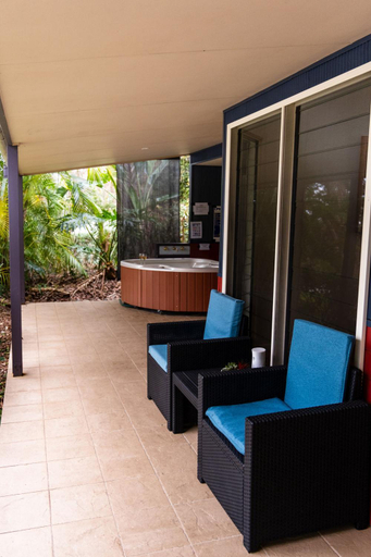 Others 3, Lake Russell Lakeside Retreat, Coffs Harbour - Pt B