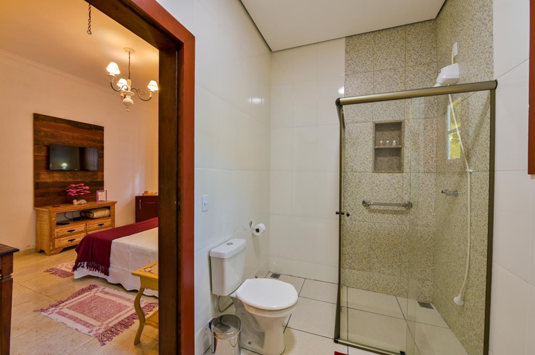 Bathroom 2, Templo do Sol Acomodacoes, Prados