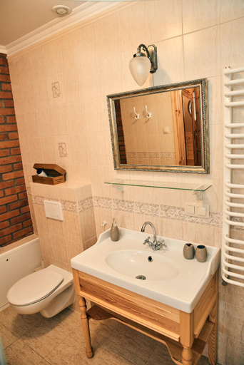 Bathroom 2, Impresja - pokoje goscinne na nadbuzanskich lakach, Biała Podlaska