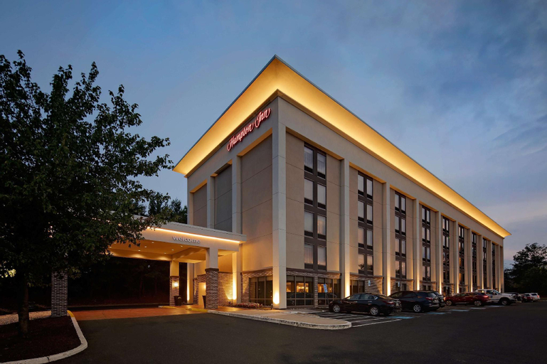 Exterior 9