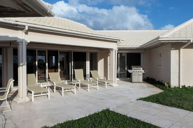 Exterior & Views 2, Windermere Paradise: Luxurious Estate With Amenities