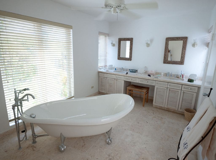 Bathroom, Oceanfront Escape: New Luxury Home