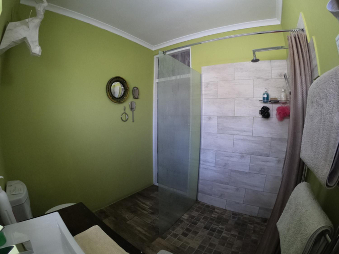 Bedroom, Leo's Den, City of Cape Town