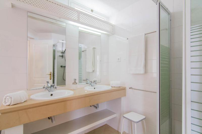 Others 2, Villa 2, cozy on Oura beach, Albufeira, Albufeira