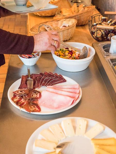 Food & Drinks 5, Hotel Restaurant Les Alpins, Hautes-Alpes
