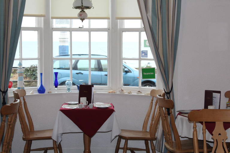 Food & Drinks 3, The Redcliff, Dorset