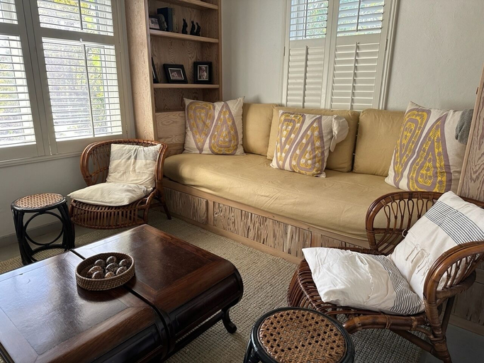 Others 5, Shangri-La Serenity: Beach Villa With Views